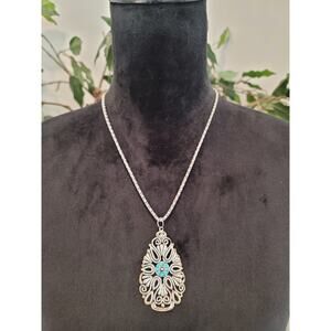 Womens Fashions Silver Turquoise Stone Pendant Necklace Lobster Clasp